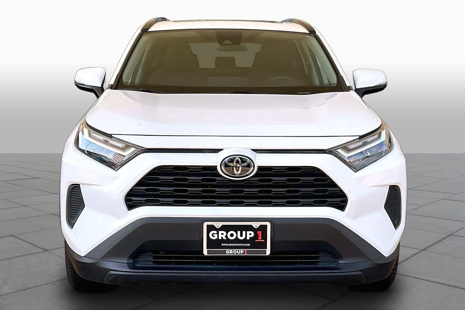 Used 2024 Toyota RAV4 XLE w/ Convenience Package AWD/4WD image 4