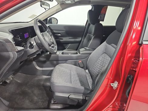 New 2026 Nissan Kicks SV w/ SV Premium Package AWD/4WD image 9