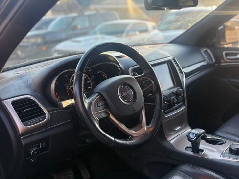 Used 2015 Jeep Grand Cherokee Overland image 9