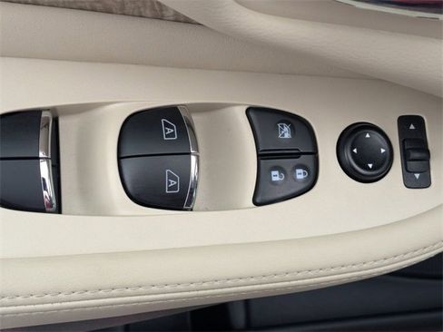 Used 2024 Nissan Murano SL image 12