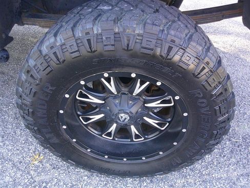 Used 2010 Dodge Ram 2500 Truck SLT w/ Lone Star Regional Pkg AWD/4WD image 21