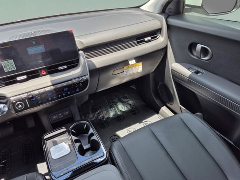 New 2026 Hyundai Ioniq 5 SEL RWD image 14