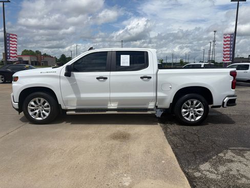 Used 2020 Chevrolet Silverado 1500 Custom w/ Custom Value Package image 64