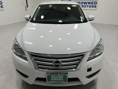 Used 2015 Nissan Sentra S image 3