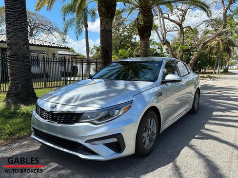Used 2020 Kia Optima LX image 10