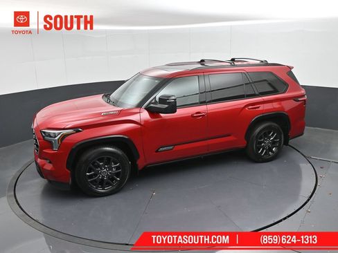 Used 2023 Toyota Sequoia Platinum AWD/4WD image 47