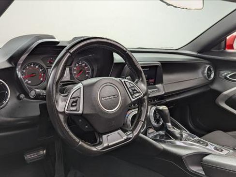 Used 2020 Chevrolet Camaro LT image 19