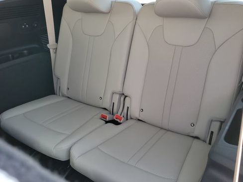 Used 2023 Kia Sorento SX Prestige AWD/4WD image 13
