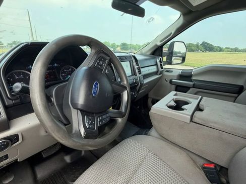 Used 2020 Ford F250 XLT w/ XLT Value Package AWD/4WD image 6