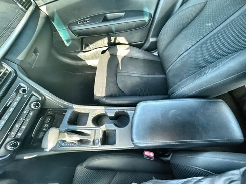 Used 2020 Kia Optima LX image 24