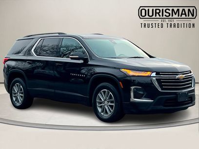 Used 2023 Chevrolet Traverse LT