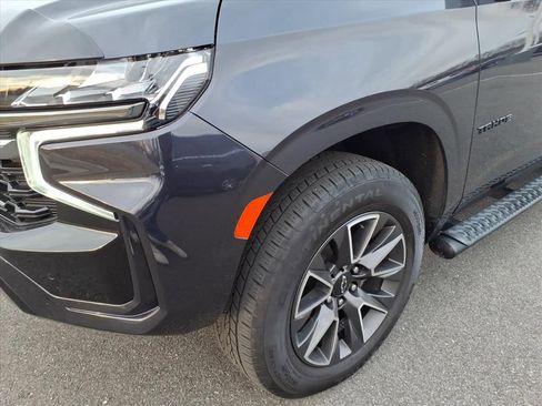 Used 2022 Chevrolet Tahoe Z71 w/ Z71 Off-Road Package image 9