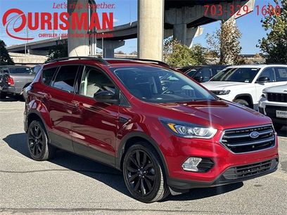 Used 2018 Ford Escape SE w/ SE Sport Appearance Package