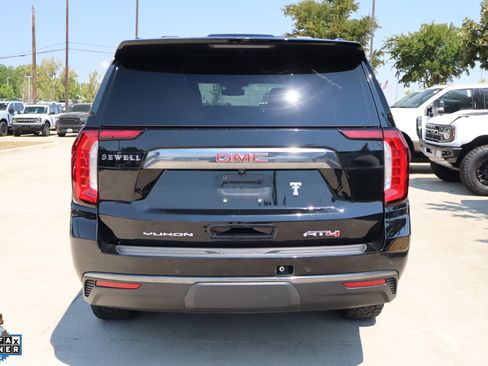 Used 2023 GMC Yukon XL AT4 AWD/4WD image 4