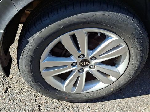 Used 2018 Kia Sportage LX FWD image 8