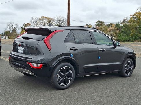 New 2025 Kia Niro Wind w/ Wind Preserve Package image 4