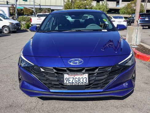 Used 2023 Hyundai Elantra SEL w/ Convenience Package image 9