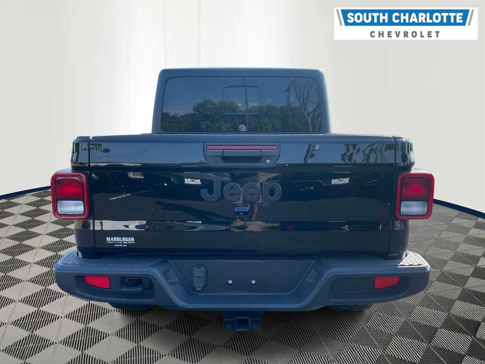 Used 2023 Jeep Gladiator Sport AWD/4WD image 5