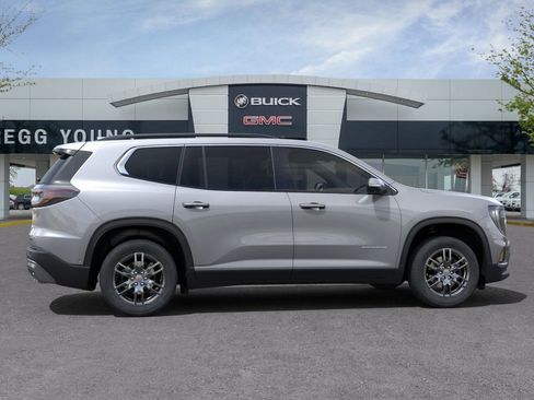 New 2025 GMC Acadia Elevation image 7