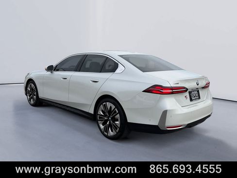 Used 2026 BMW 540i xDrive AWD/4WD image 5