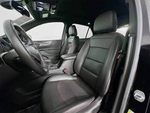 Used 2022 Chevrolet Equinox RS w/ RS Leather Package image 22