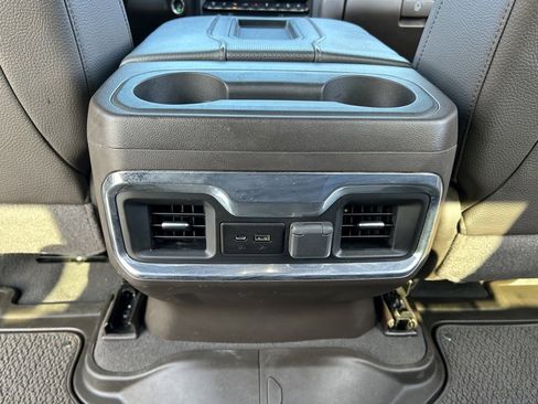 Used 2022 GMC Sierra 3500 Denali image 48