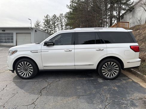 Used 2018 Lincoln Navigator Reserve w/ Technology Package image 4