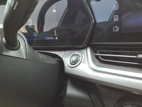 Certified 2024 Chevrolet Trax ACTIV image 25