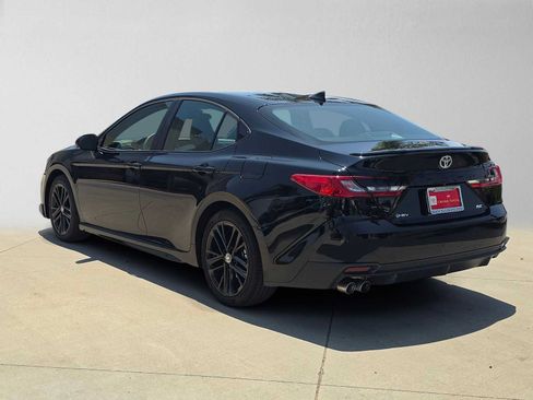 Certified 2026 Toyota Camry SE FWD image 5