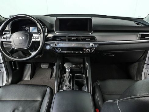 Used 2022 Kia Telluride LX AWD/4WD image 17