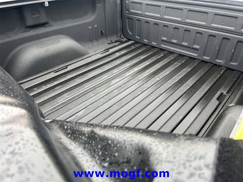 Used 2015 GMC Sierra 1500 SLT w/ All-Terrain Package image 25