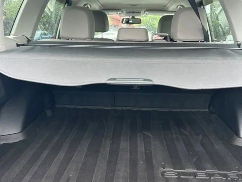 Used 2016 Subaru Forester 2.5i Limited AWD/4WD image 16