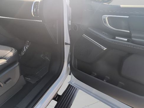 New 2025 Ford Expedition Max Platinum w/ Stealth Performance Package image 23