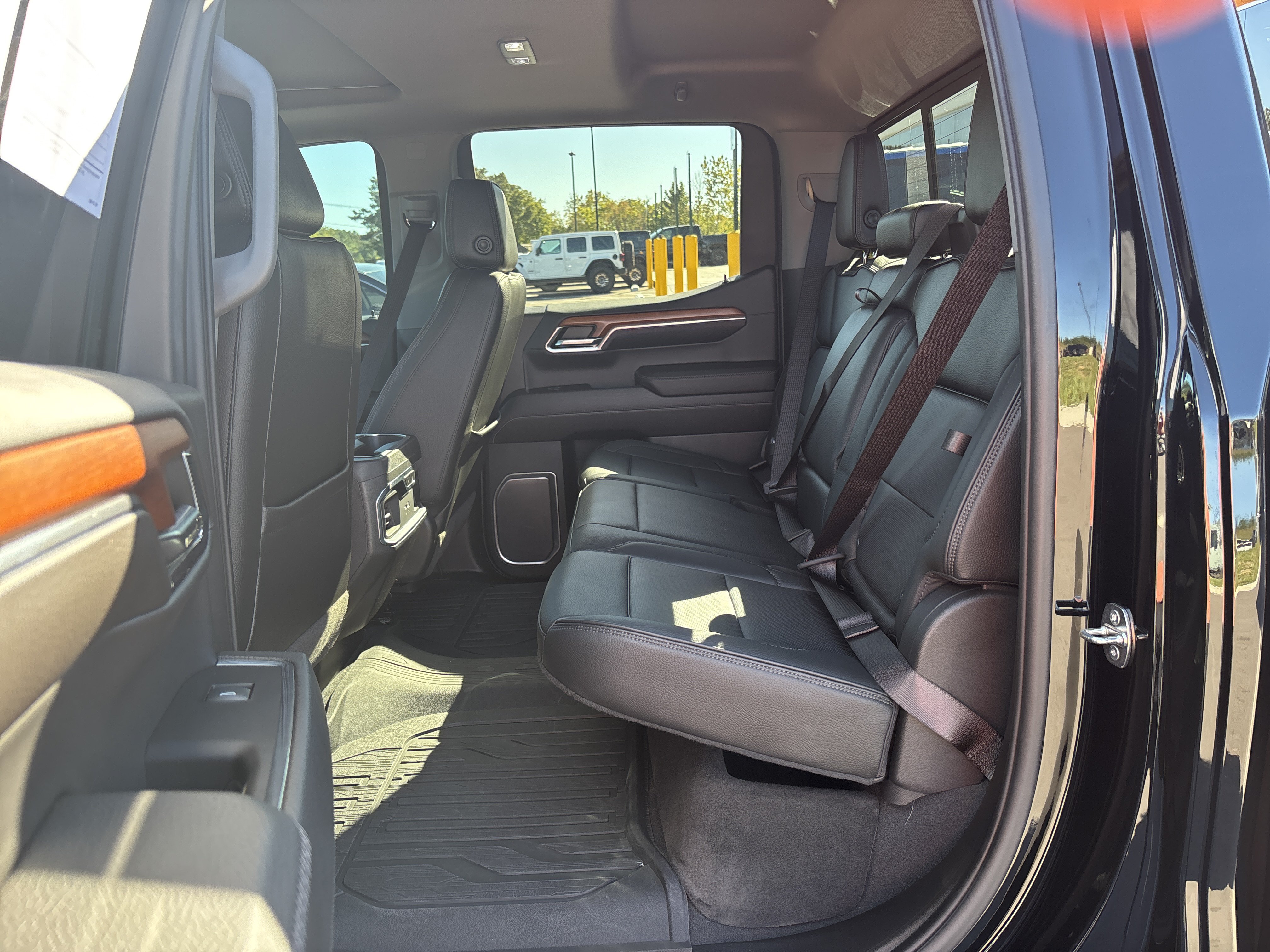 Used 2022 GMC Sierra 1500 Denali w/ Denali Reserve Package AWD/4WD image 36