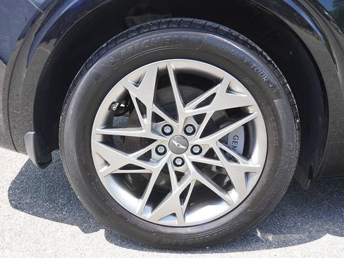 Used 2023 Genesis GV70 2.5T w/ Advanced Package AWD/4WD image 24