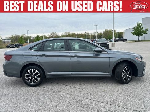 Used 2025 Volkswagen Jetta S FWD image 2