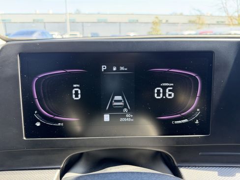 Used 2023 Kia Sportage LX image 12