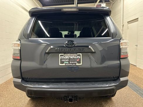 Used 2024 Toyota 4Runner TRD Off-Road Premium w/ Off Road Premium Plus Package AWD/4WD image 3