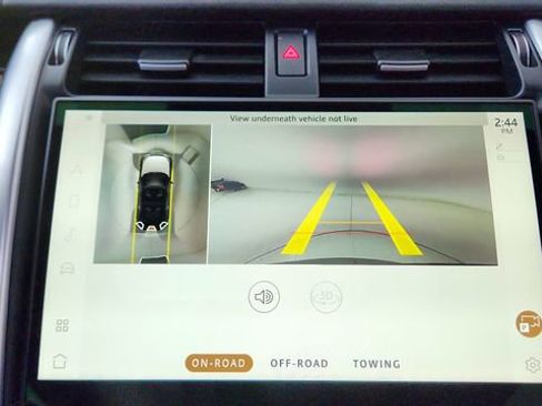 Used 2023 Land Rover Discovery S R-Dynamic image 47