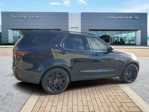 Certified 2025 Land Rover Discovery S AWD/4WD image 5