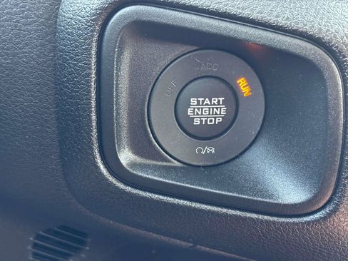 Used 2024 Jeep Wrangler Unlimited Sport AWD/4WD image 25