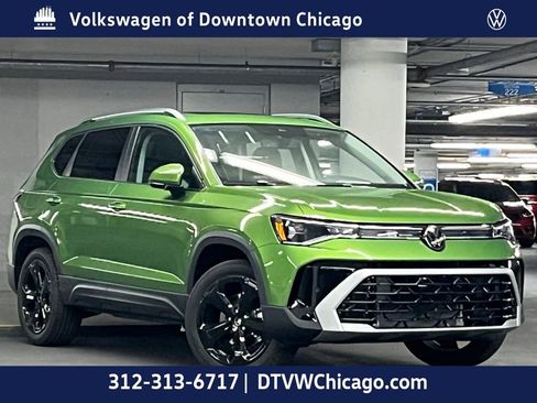 New 2025 Volkswagen Taos SEL image 2