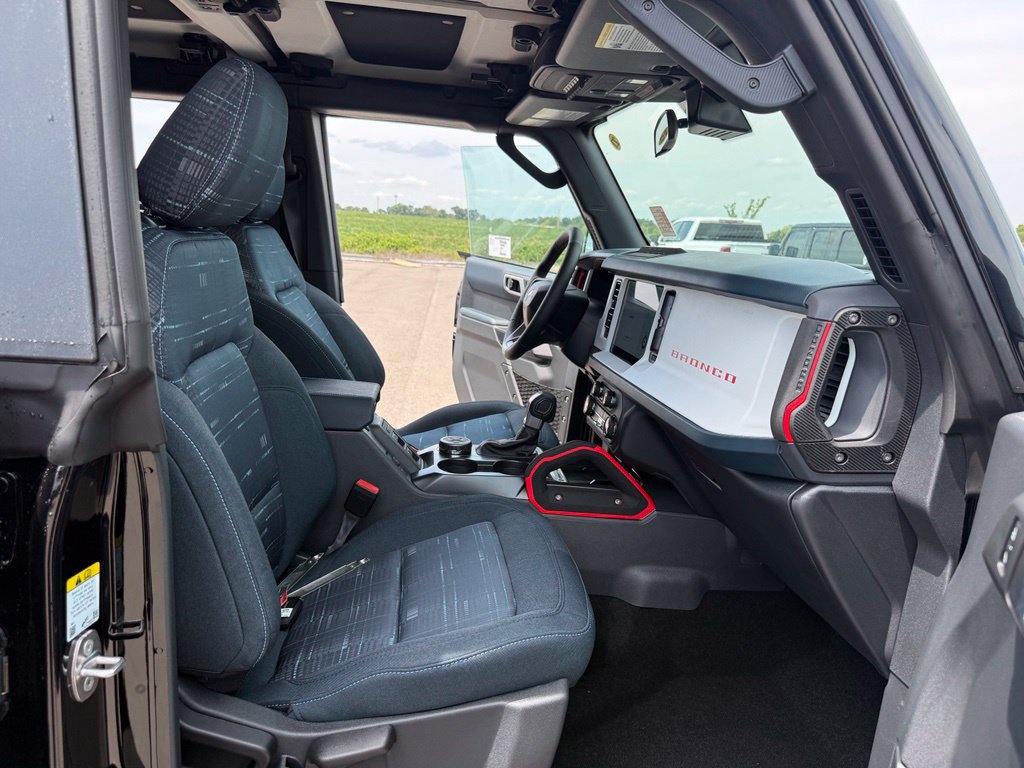New 2026 Ford Bronco Heritage Edition AWD/4WD image 17