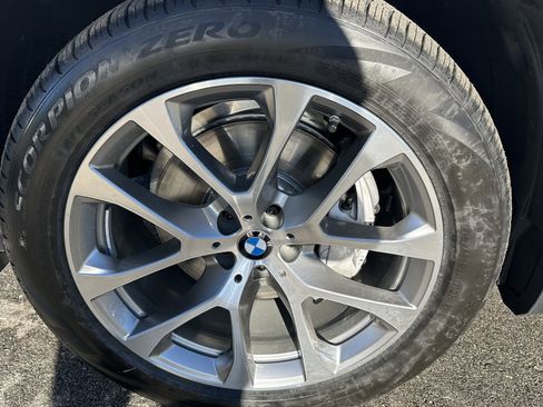 Used 2026 BMW X5 xDrive40i w/ Premium Package AWD/4WD image 45