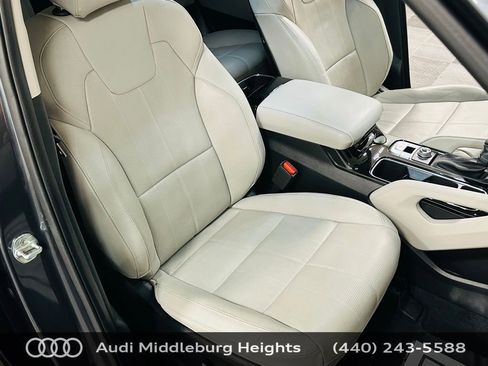 Used 2022 Kia Telluride EX w/ EX Premium Package image 28