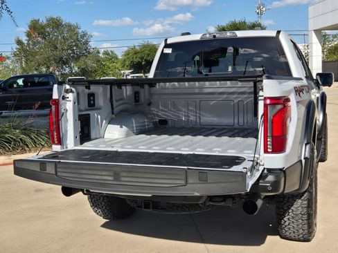 Used 2025 Ford F150 Raptor AWD/4WD image 26