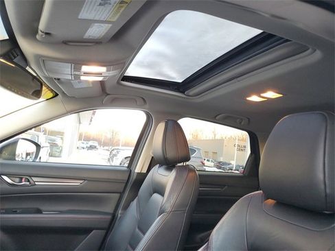 Used 2024 MAZDA CX-5 Carbon Edition image 15