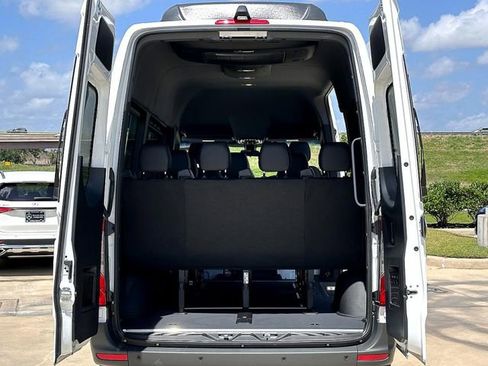 New 2025 Mercedes-Benz Sprinter 2500 image 12