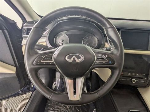 Used 2021 INFINITI QX50 Sensory image 17