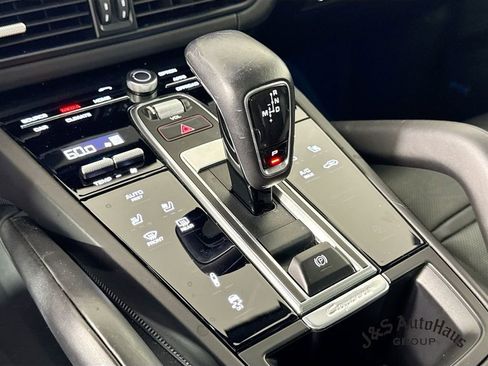 Used 2021 Porsche Cayenne GTS AWD/4WD image 22